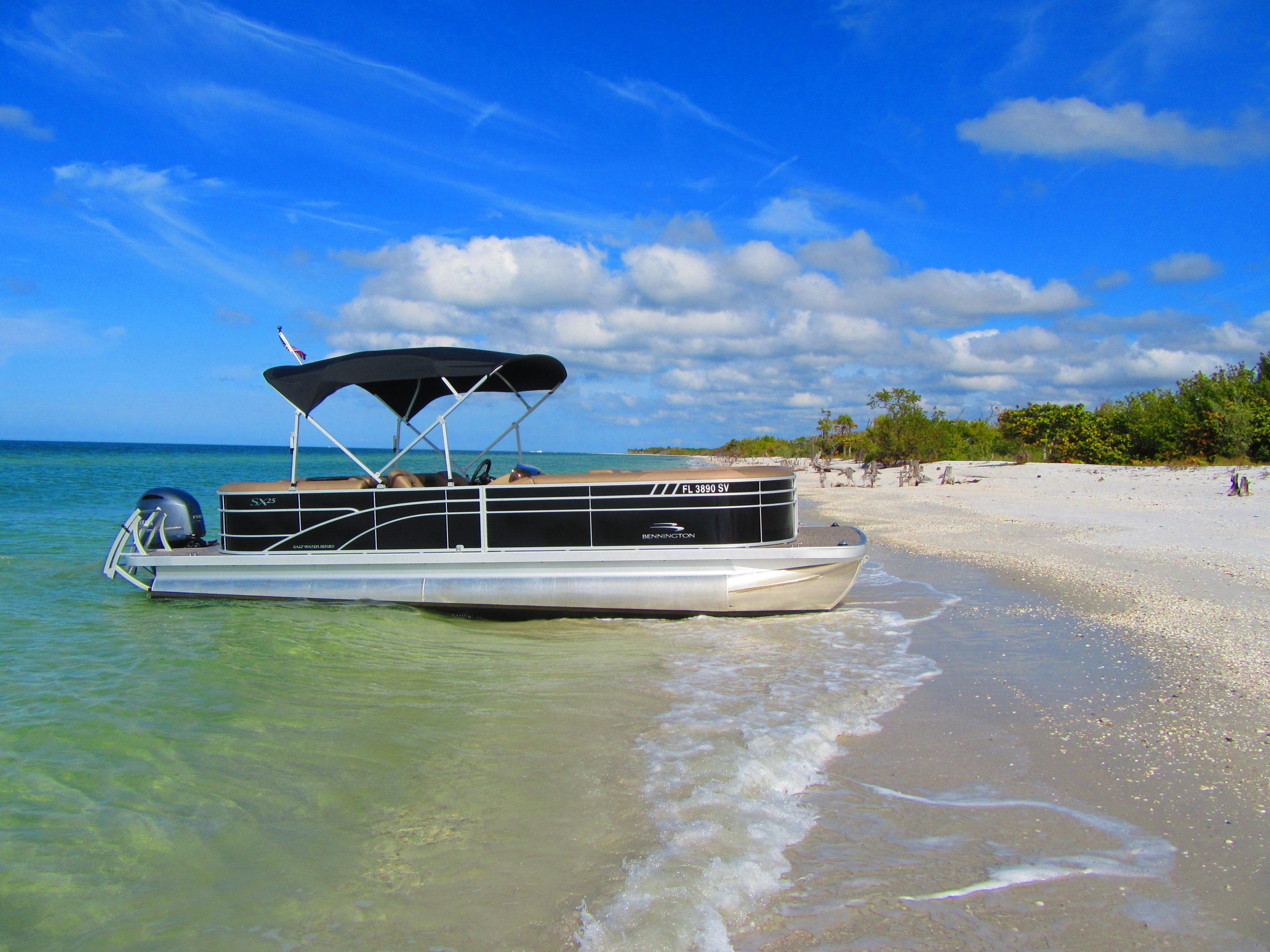 Pontoon Boat Keewaydin Naples